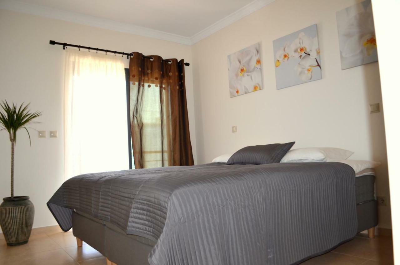 Marina Beach Apartment Lagos Eksteriør bilde